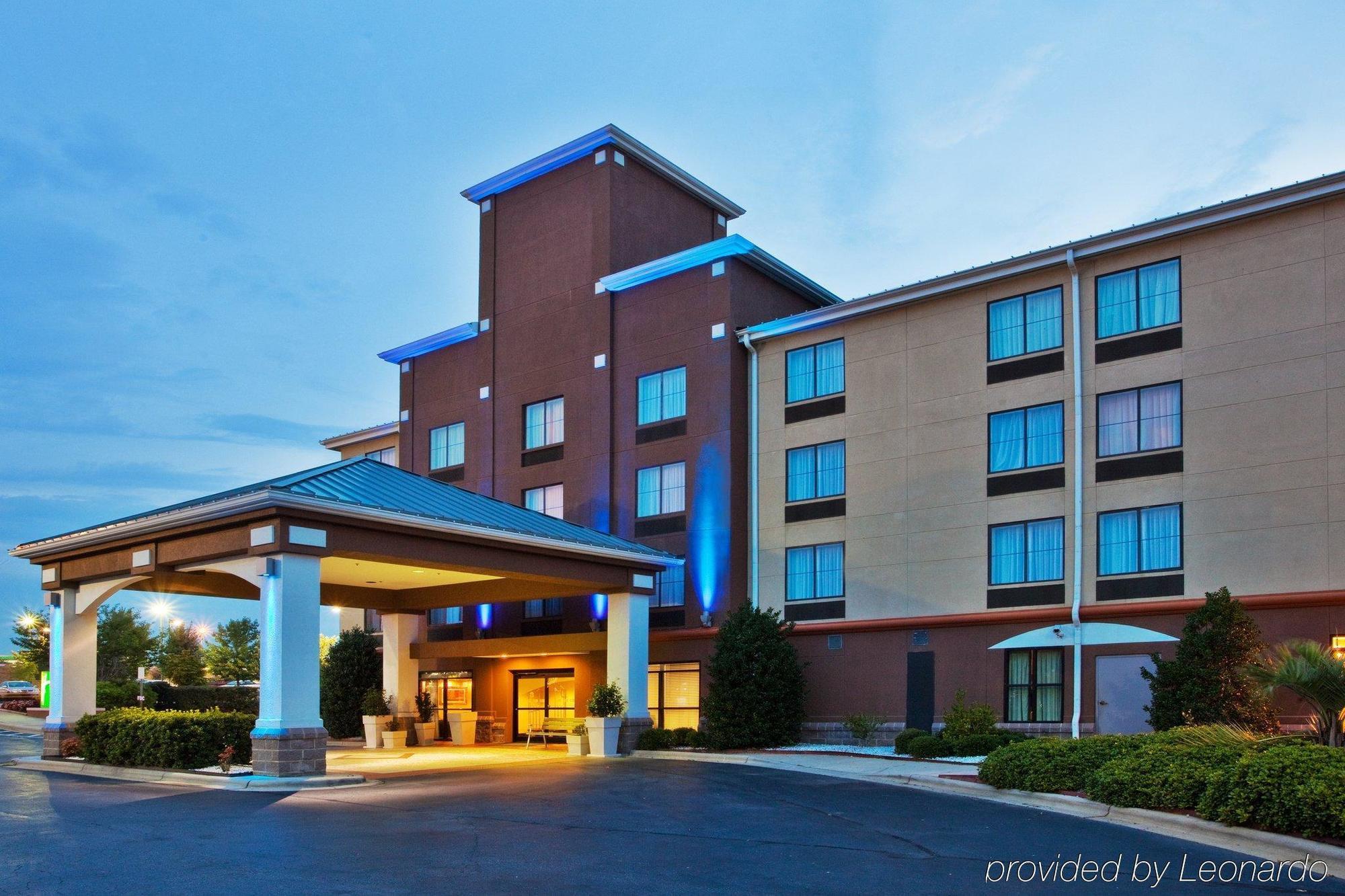 Holiday Inn Express & Suites Charlotte-Concord-I-85, An Ihg Hotel Exterior foto